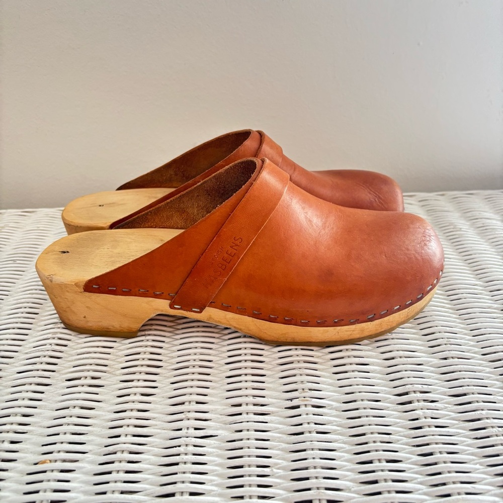 Swedish Hasbeens Brown Leather Clogs